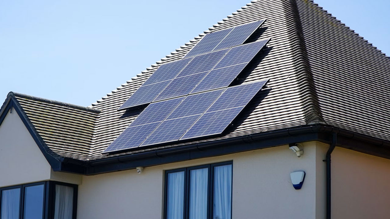Tesla Solar Roof projesini sonlandırıyor