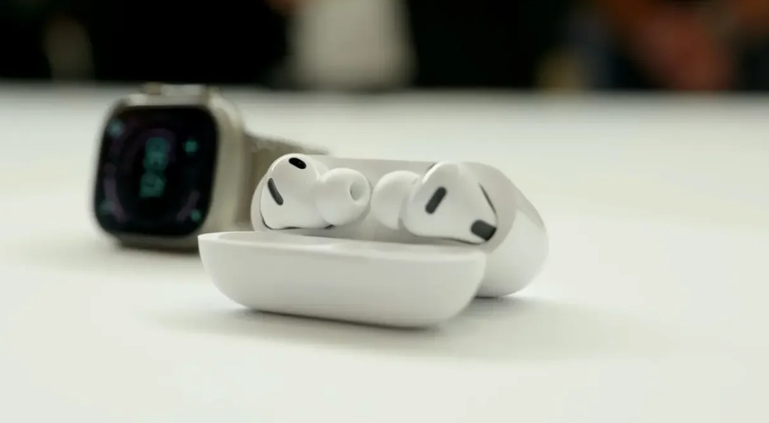 Apple, 9 Eylül'de yeni AirPods 5'i tanıtmak için geri sayım başlattı