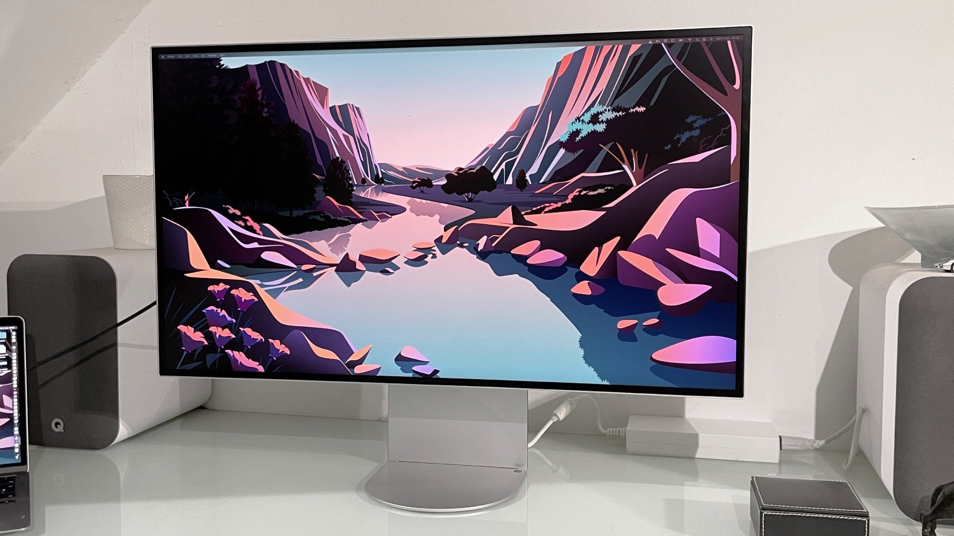 LG UltraFine Evo 32U990A‑S 6K Ekran En Düşük Fiyata Çıktı