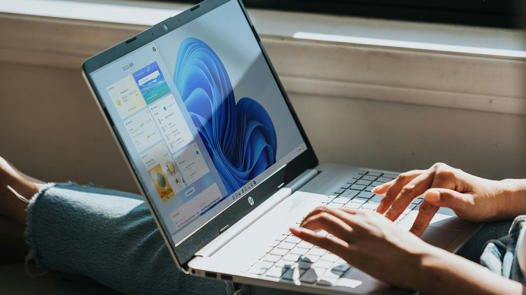 Microsoft, Windows 11 Bing Wallpaper’da tam sayfa Harry Potter reklamı yayınladı;