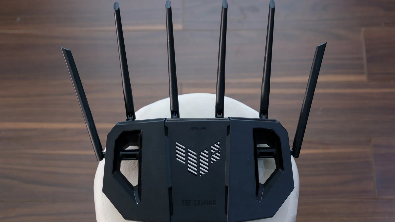 Wi‑Fi yönlendiricilerindeki çoklu antenler MIMO ve beamforming teknolojileri sayesinde gerekli
