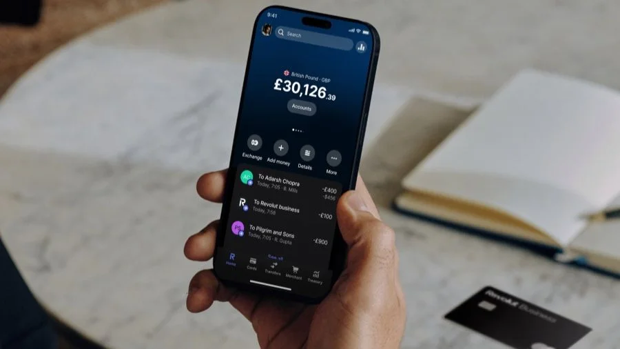 Revolut, sahte devlet e‑postasıyla müşteri verilerini sızdırdı ve 10.000 BTC fidye talep edildi