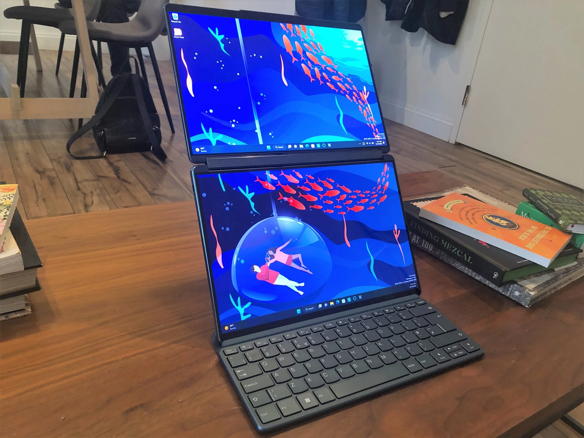 Lenovo Yoga Book 9i